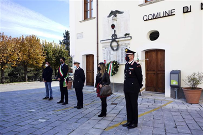 L’Amministrazione comunale onora i caduti di tutte le guerre